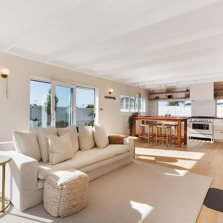The Endless Summer Home - Beach And Town Location Mount Maunganui Buitenkant foto